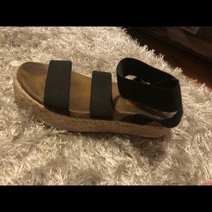 Steve Madden bandage strap sandals